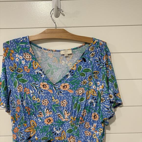 Ann Taylor LOFT OUTLET | Dress Midi Floral Blue Short Sleeve- Large Petite - Picture 2 of 8